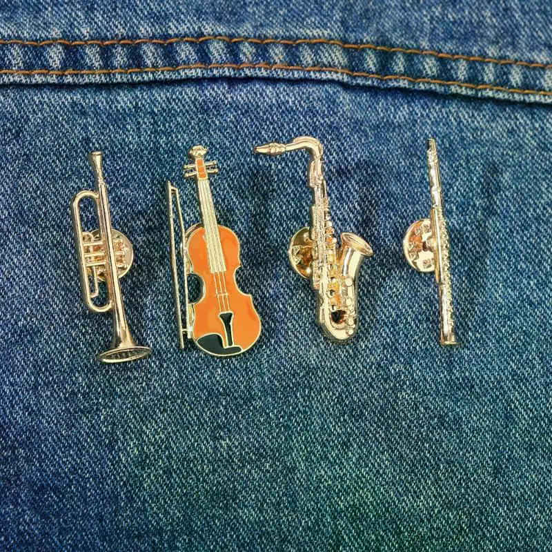 1Pcs Symphony Orchestra Badge  - Musical Instrument Saxophone avis et prix